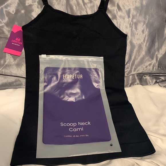 BNWT Shapermint Empetua® All Day Every Day Scoop Neck Cami Body Shaper - Picture 6 of 6